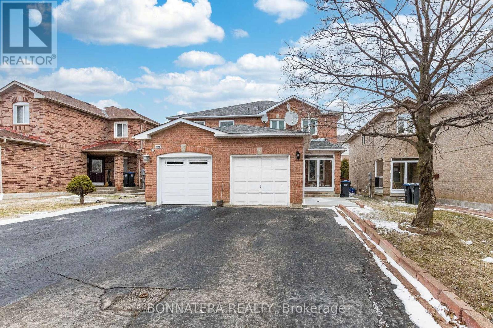 5359 Bullrush Drive, Mississauga (East Credit), Ontario  L5V 2C1 - Photo 2 - W12757976