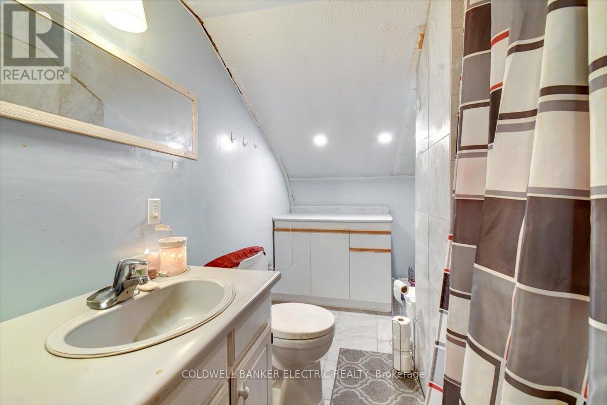 450 Thomasburg Road, Centre Hastings, Ontario  K0K 3H0 - Photo 17 - X12899080