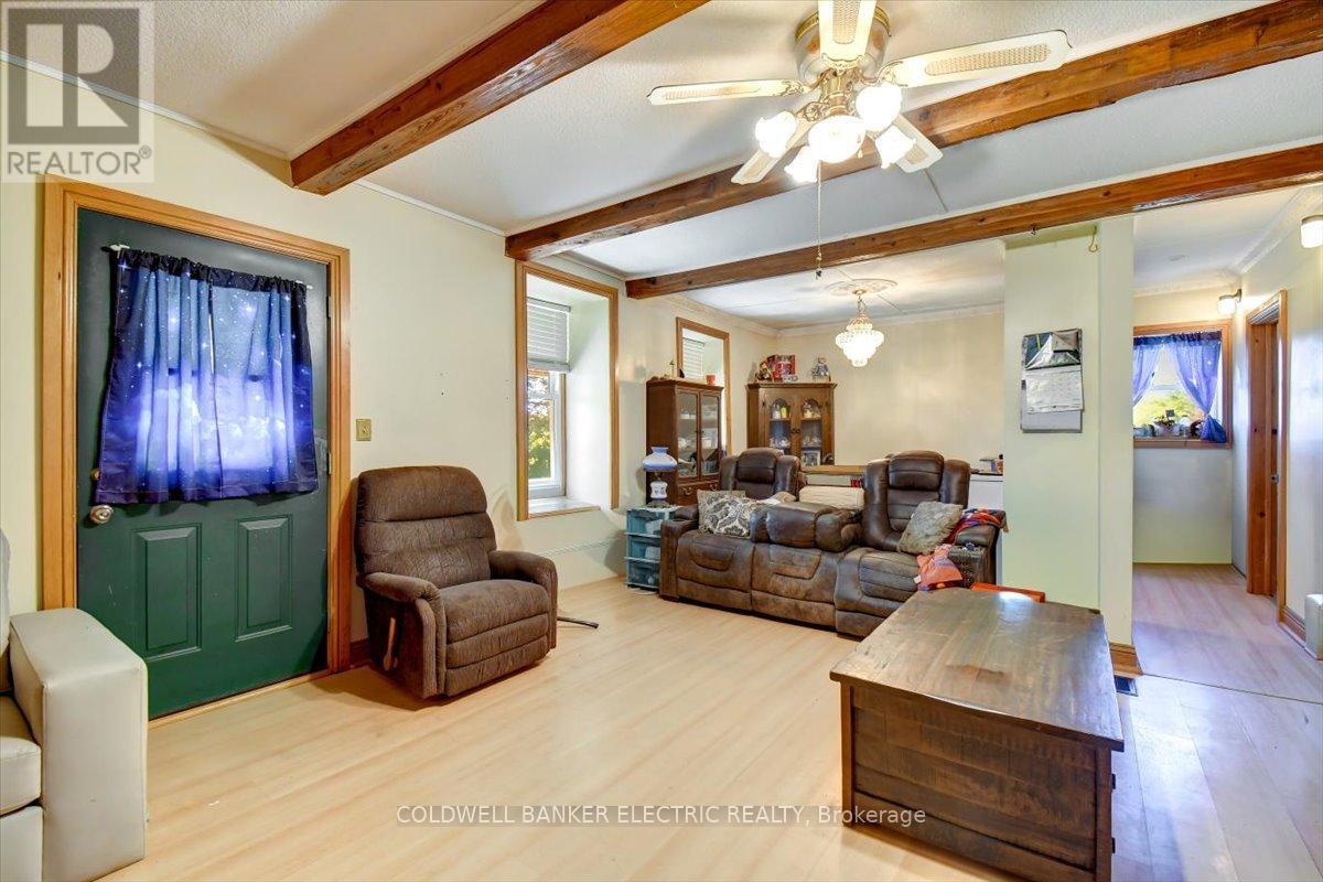 450 Thomasburg Road, Centre Hastings, Ontario  K0K 3H0 - Photo 9 - X12899080