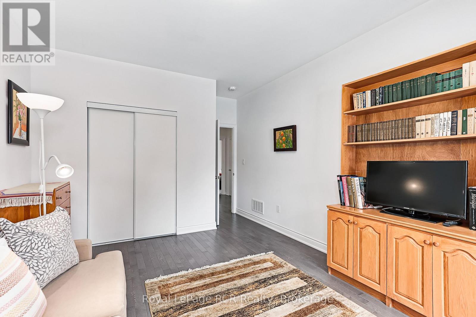 15 Emerald Street, Wasaga Beach, Ontario  L9Z 0K8 - Photo 23 - S12899038