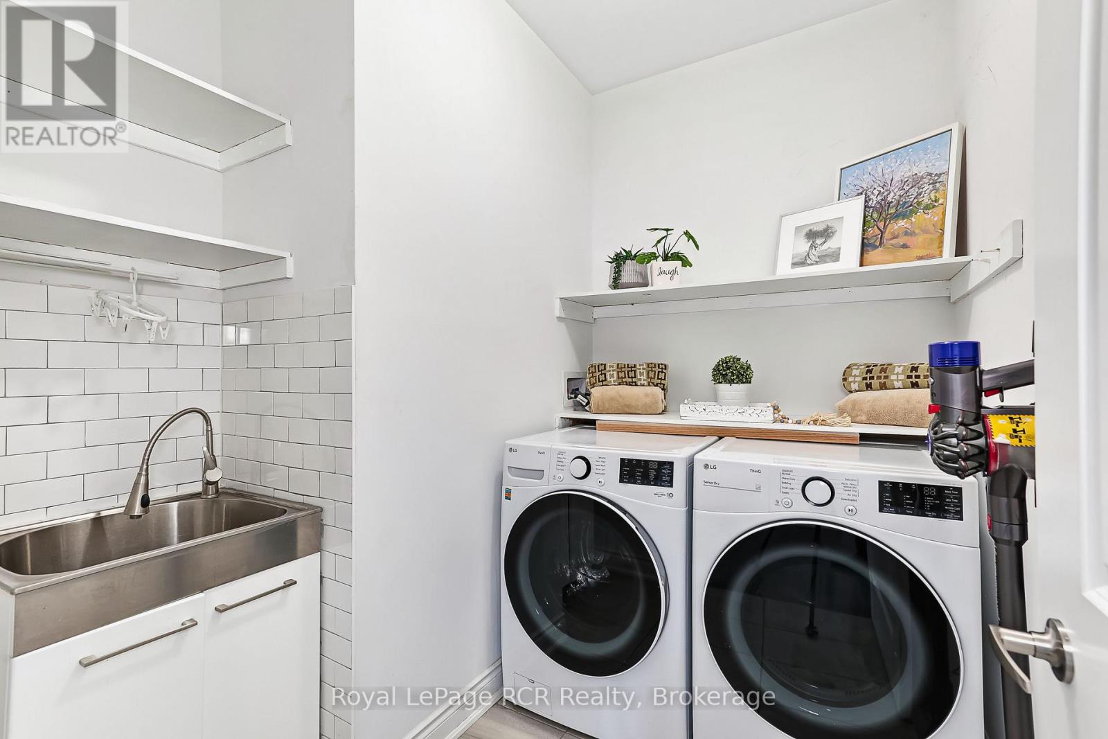 15 Emerald Street, Wasaga Beach, Ontario  L9Z 0K8 - Photo 24 - S12899038