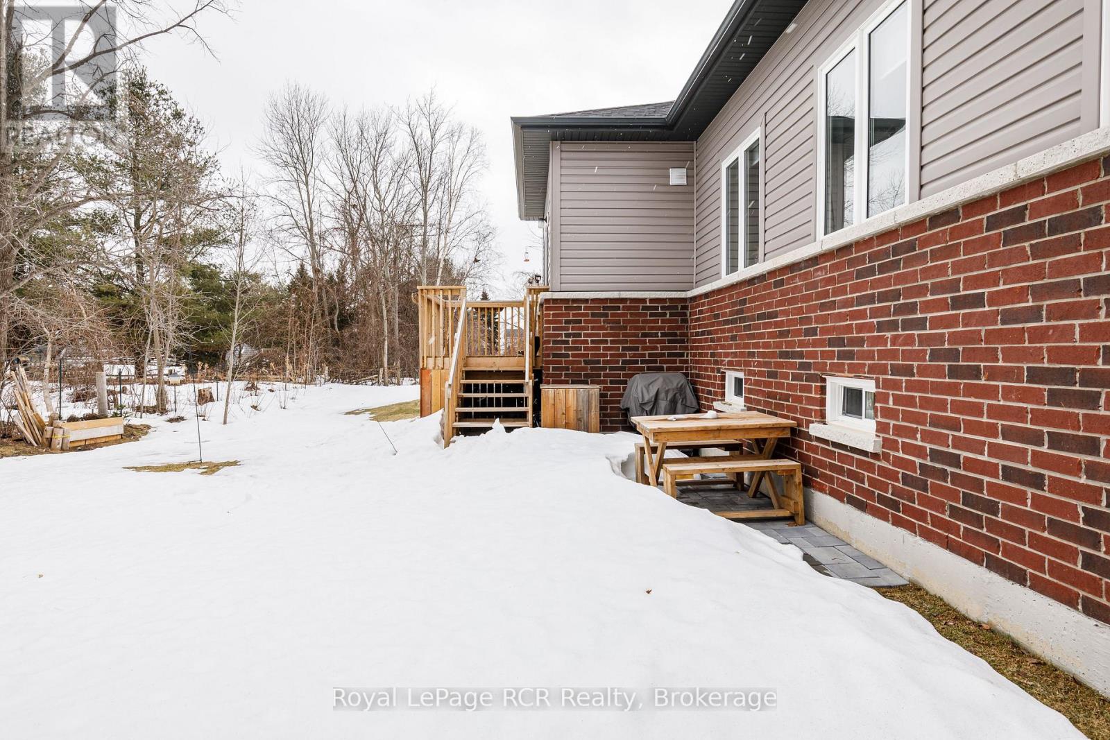 15 Emerald Street, Wasaga Beach, Ontario  L9Z 0K8 - Photo 27 - S12899038