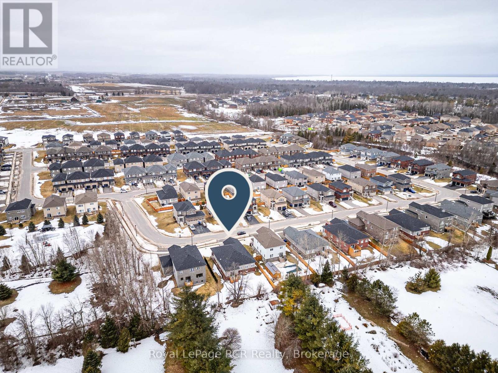 15 Emerald Street, Wasaga Beach, Ontario  L9Z 0K8 - Photo 30 - S12899038