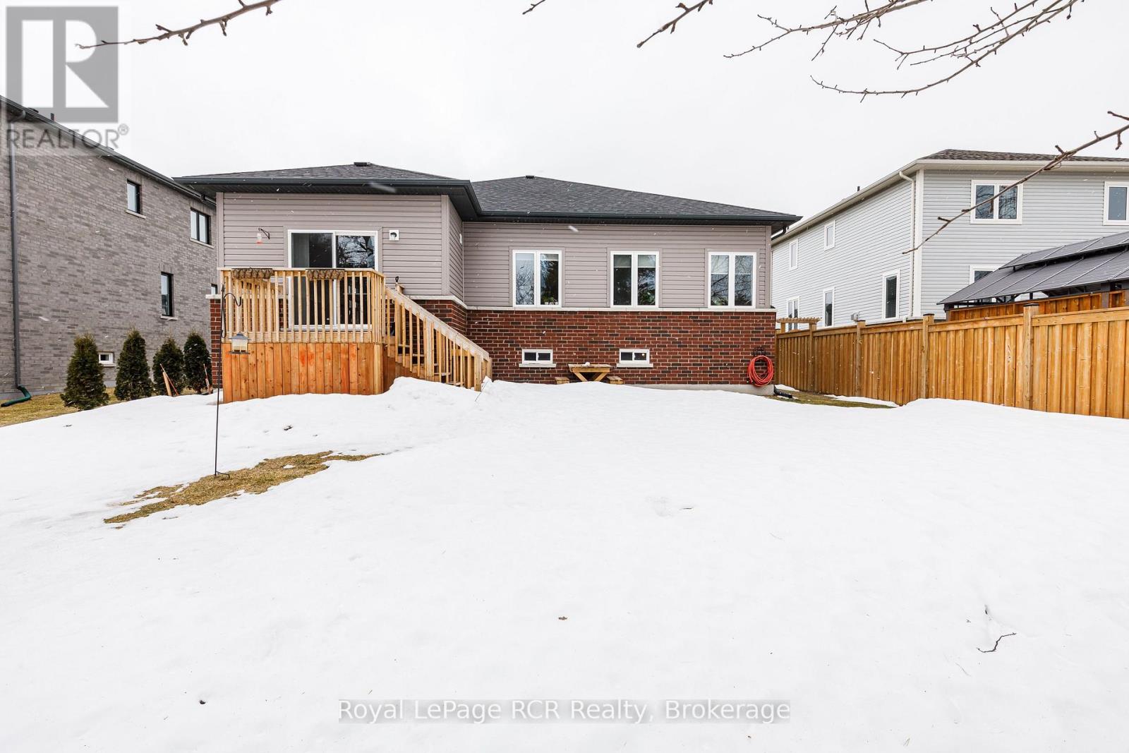 15 Emerald Street, Wasaga Beach, Ontario  L9Z 0K8 - Photo 31 - S12899038