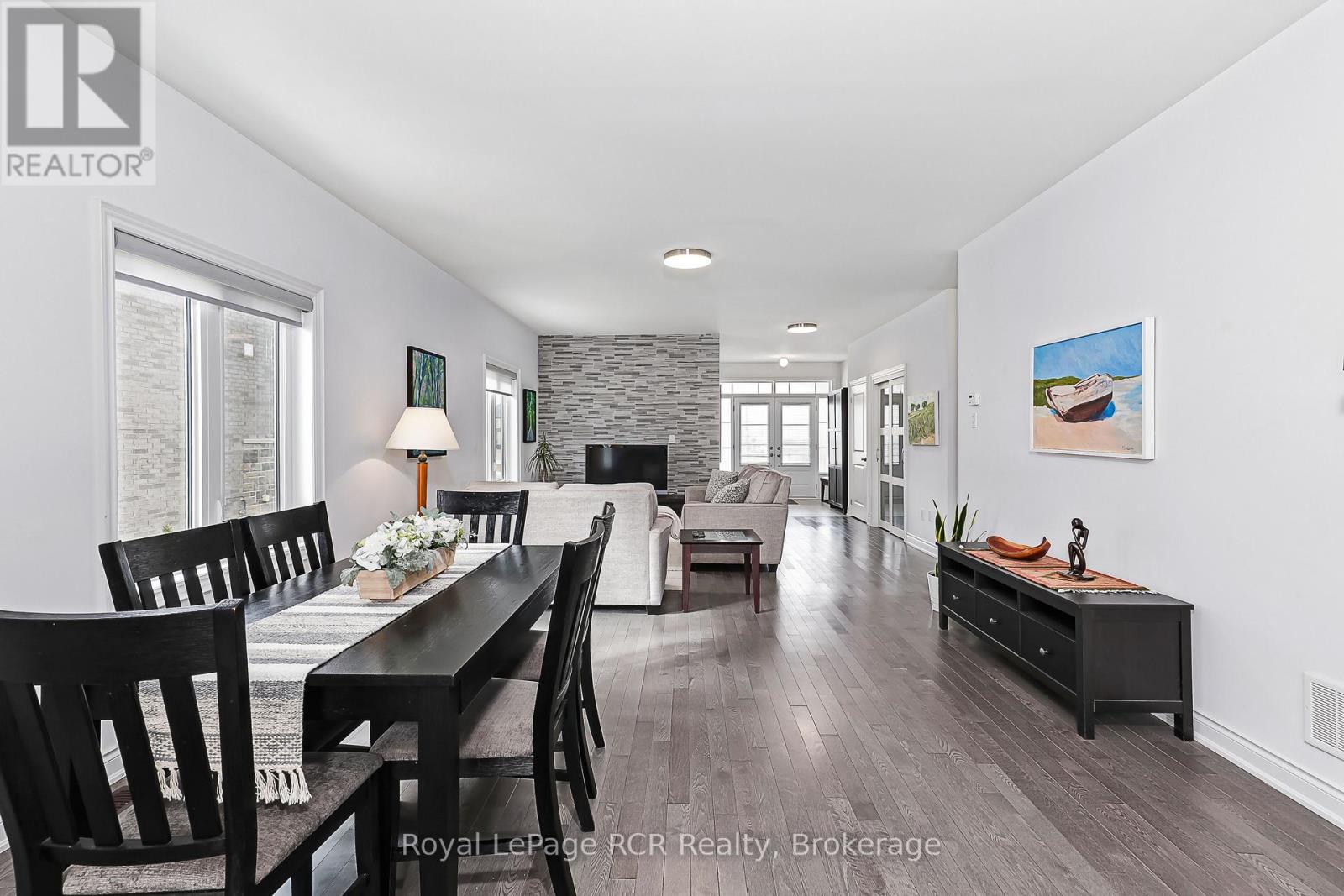 15 Emerald Street, Wasaga Beach, Ontario  L9Z 0K8 - Photo 9 - S12899038