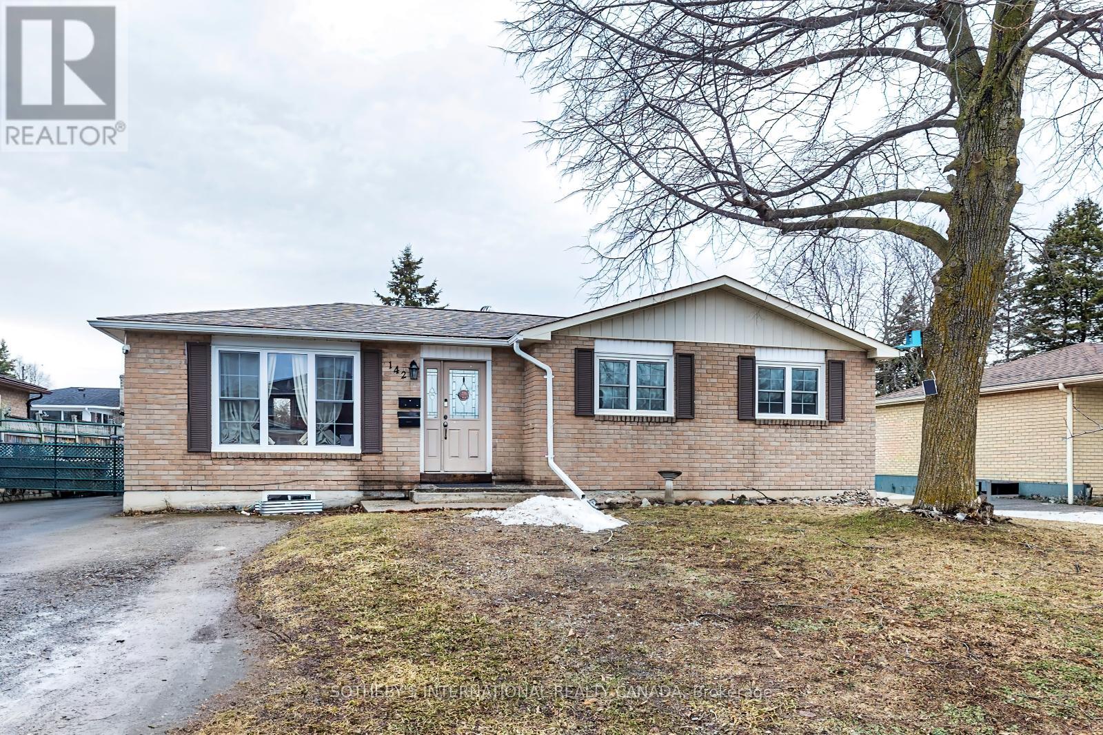 142 Sanderling Crescent N, Kawartha Lakes (Lindsay), Ontario  K9V 5L2 - Photo 3 - X12893116