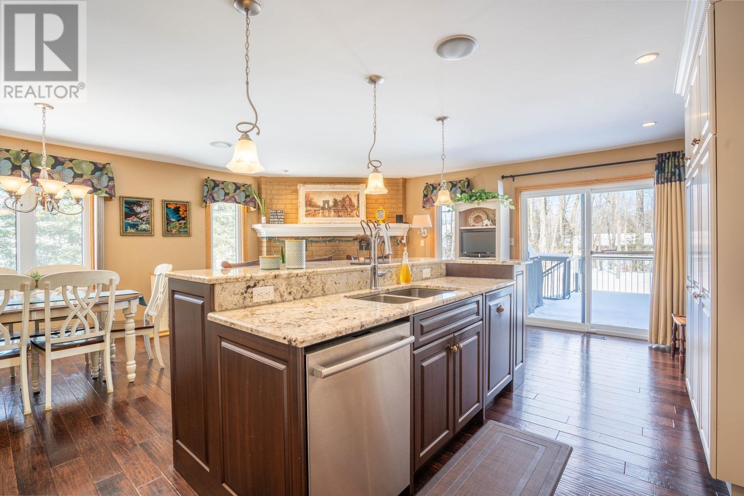 130 Birkshire Pl, Sault Ste. Marie, Ontario  P6A 6J8 - Photo 10 - SM260499