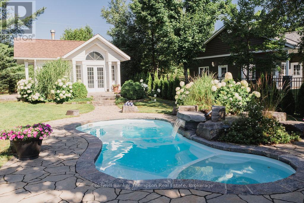 83 Scarlett Road, Machar, Ontario  P0A 1X0 - Photo 10 - X12899036