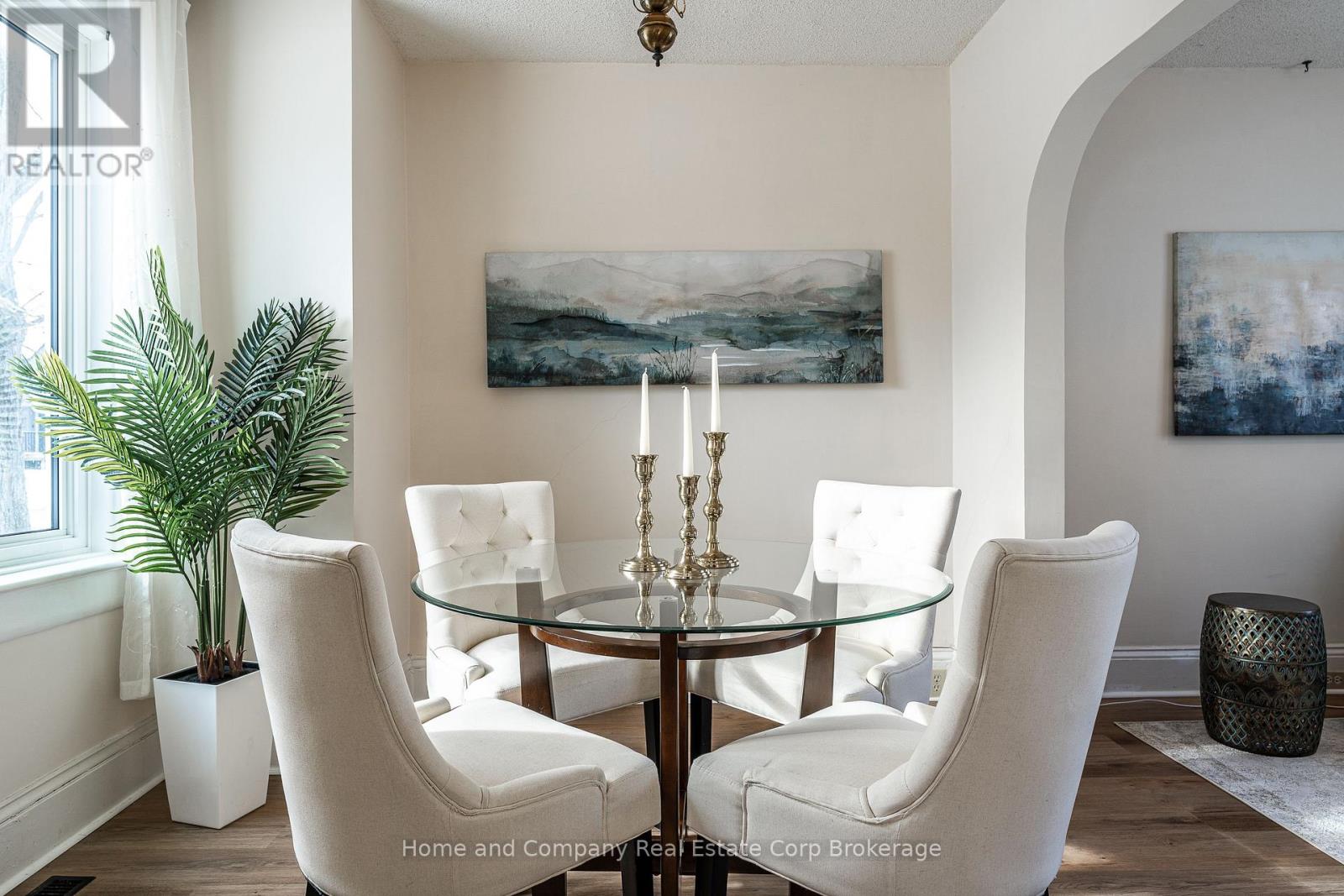 70 Dufferin Street, Stratford, Ontario  N5A 2G5 - Photo 12 - X12899074