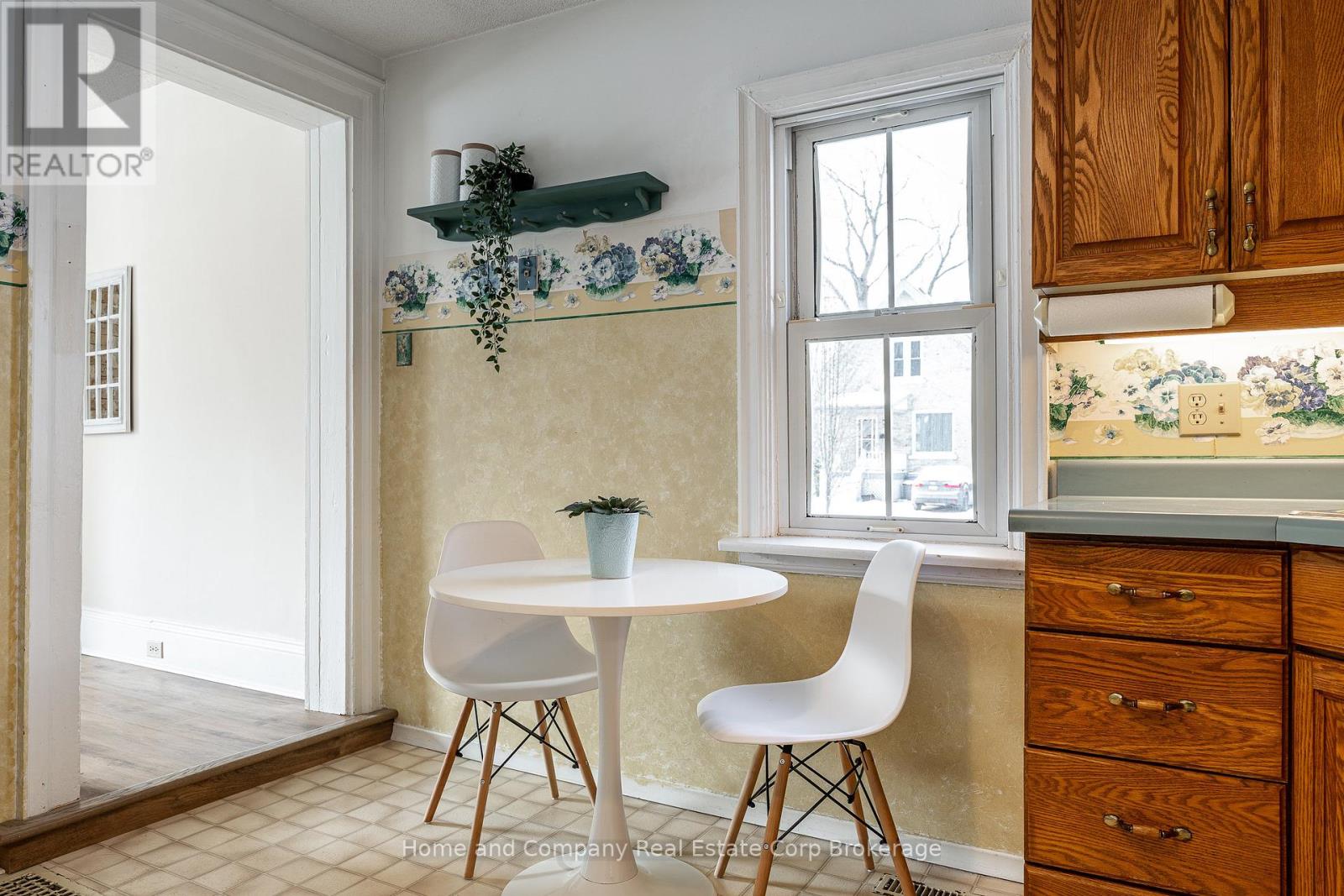 70 Dufferin Street, Stratford, Ontario  N5A 2G5 - Photo 18 - X12899074