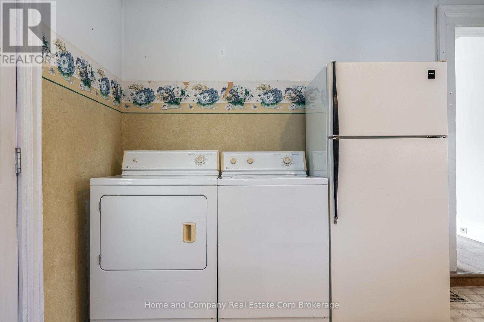 70 Dufferin Street, Stratford, Ontario  N5A 2G5 - Photo 20 - X12899074