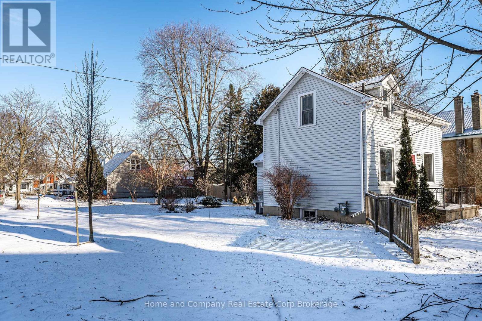 70 Dufferin Street, Stratford, Ontario  N5A 2G5 - Photo 31 - X12899074