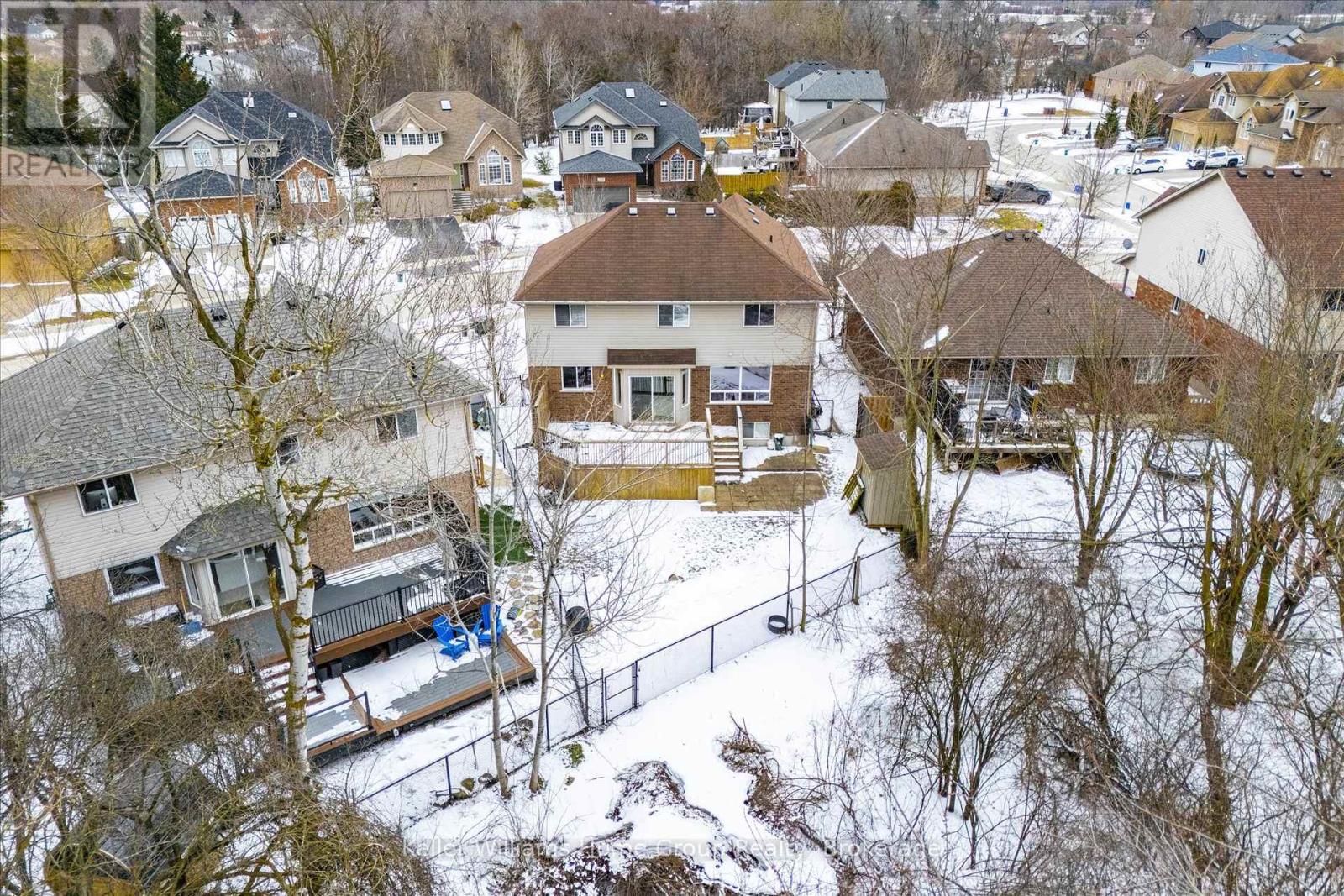 616 Black Street, Centre Wellington, Ontario  N1M 0A3 - Photo 44 - X12899132