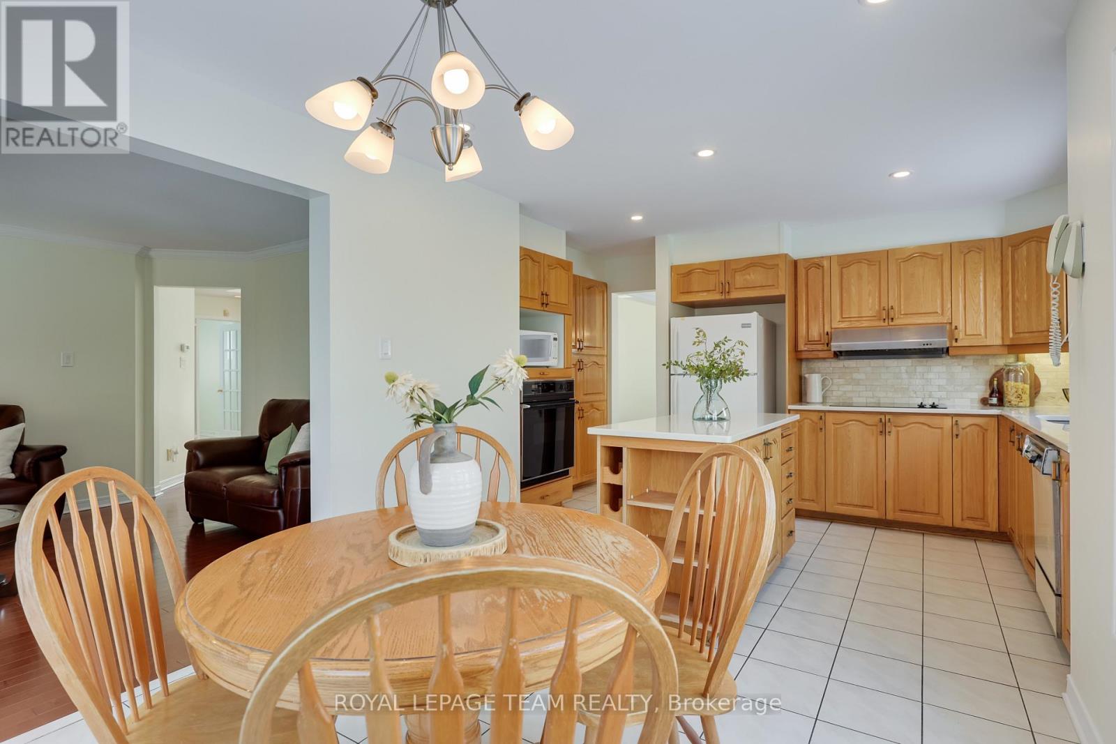 8 Saddlebrook Street, Ottawa, Ontario  K2G 5N6 - Photo 19 - X12899060