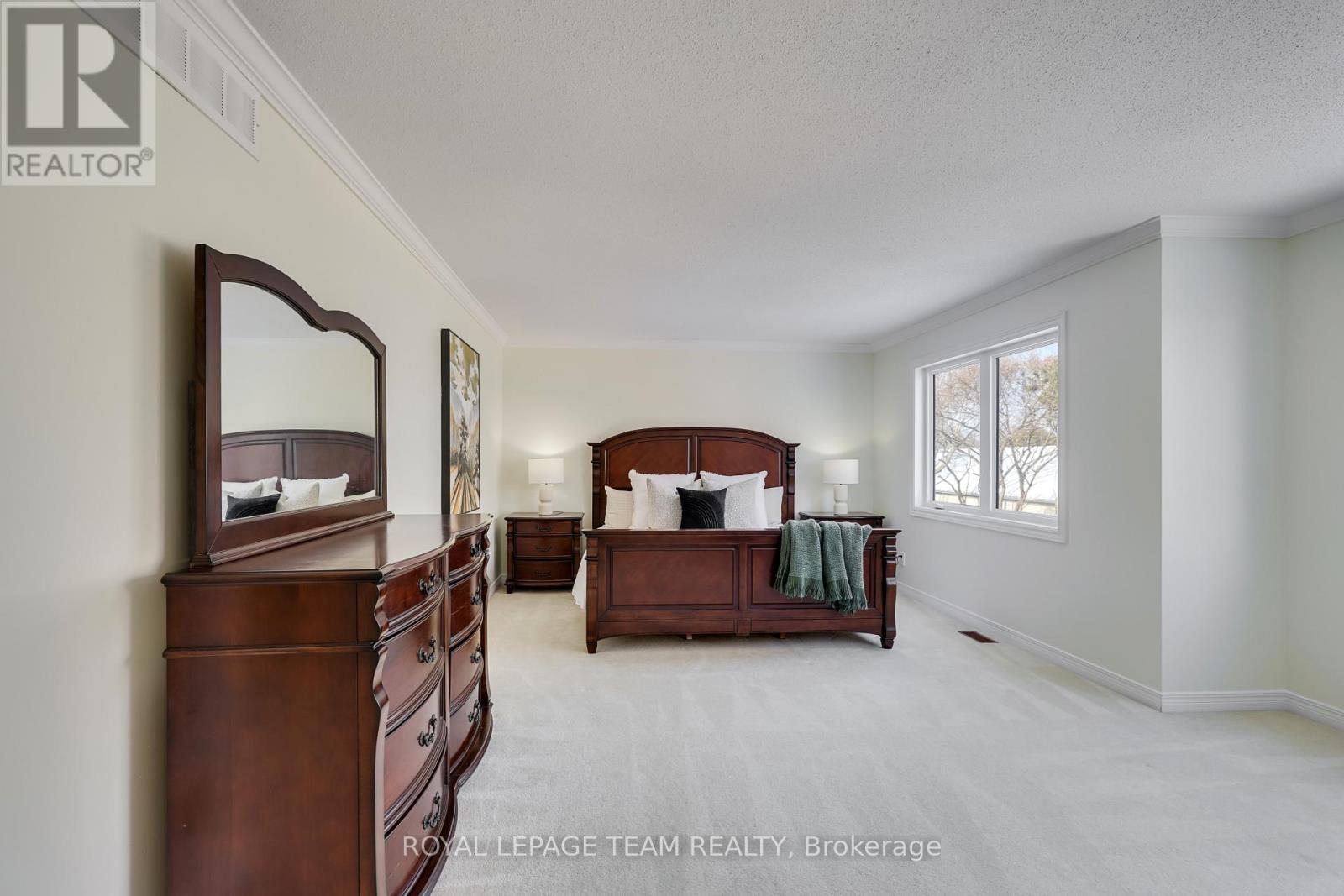 8 Saddlebrook Street, Ottawa, Ontario  K2G 5N6 - Photo 24 - X12899060