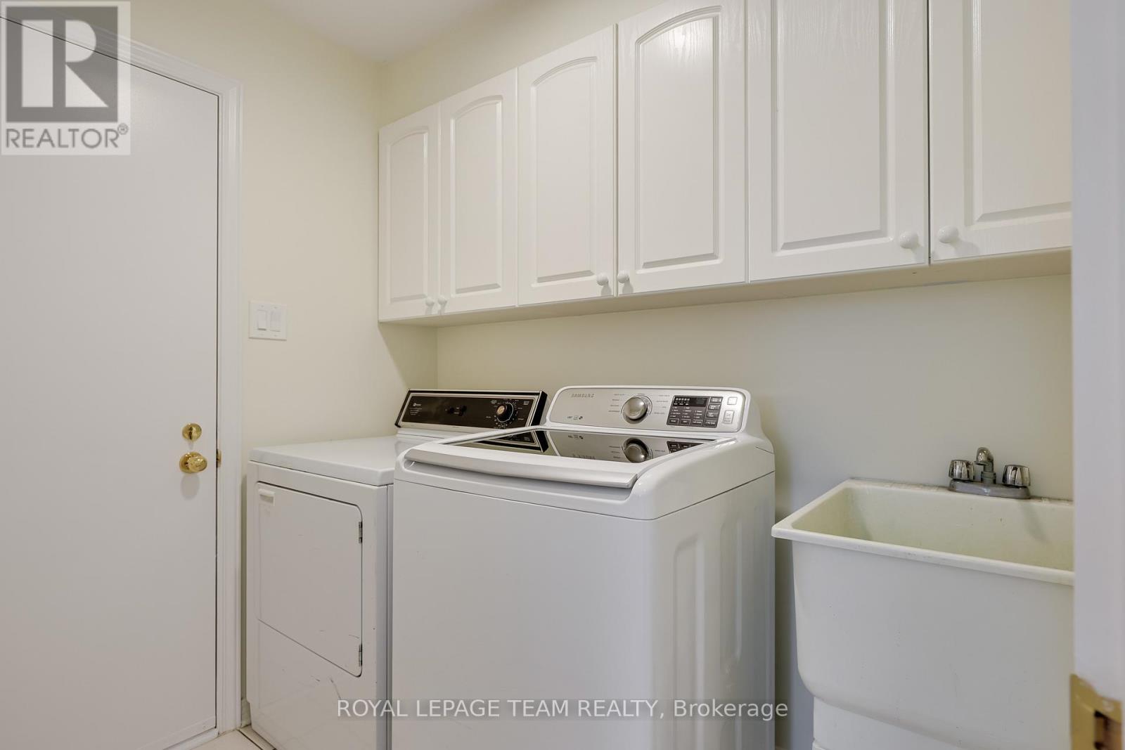 8 Saddlebrook Street, Ottawa, Ontario  K2G 5N6 - Photo 9 - X12899060