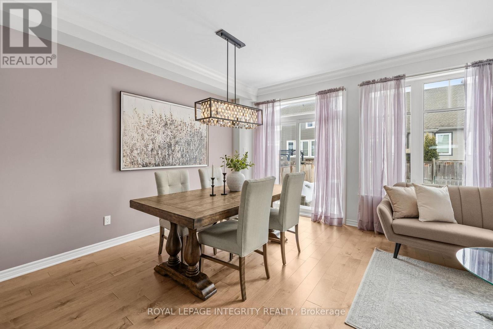 377 Warmstone Drive, Ottawa, Ontario  K2S 0W5 - Photo 12 - X12899128