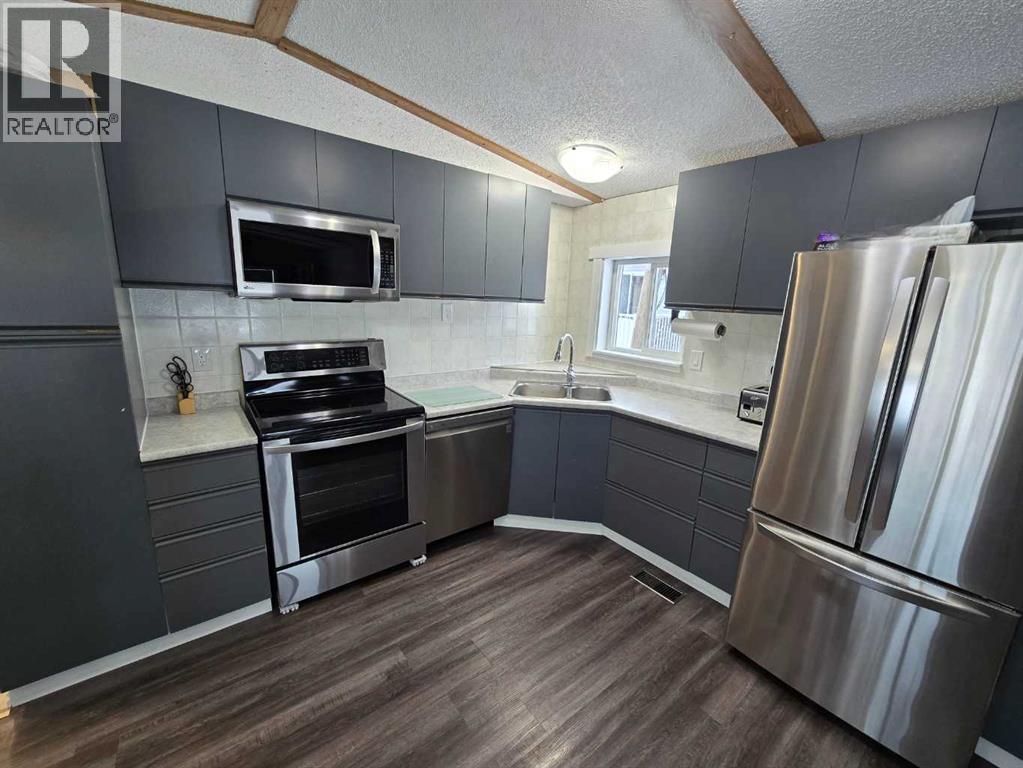 5206 55 Avenue, Grimshaw, Alberta T0H 1W0 - Photo 12 - A2293961