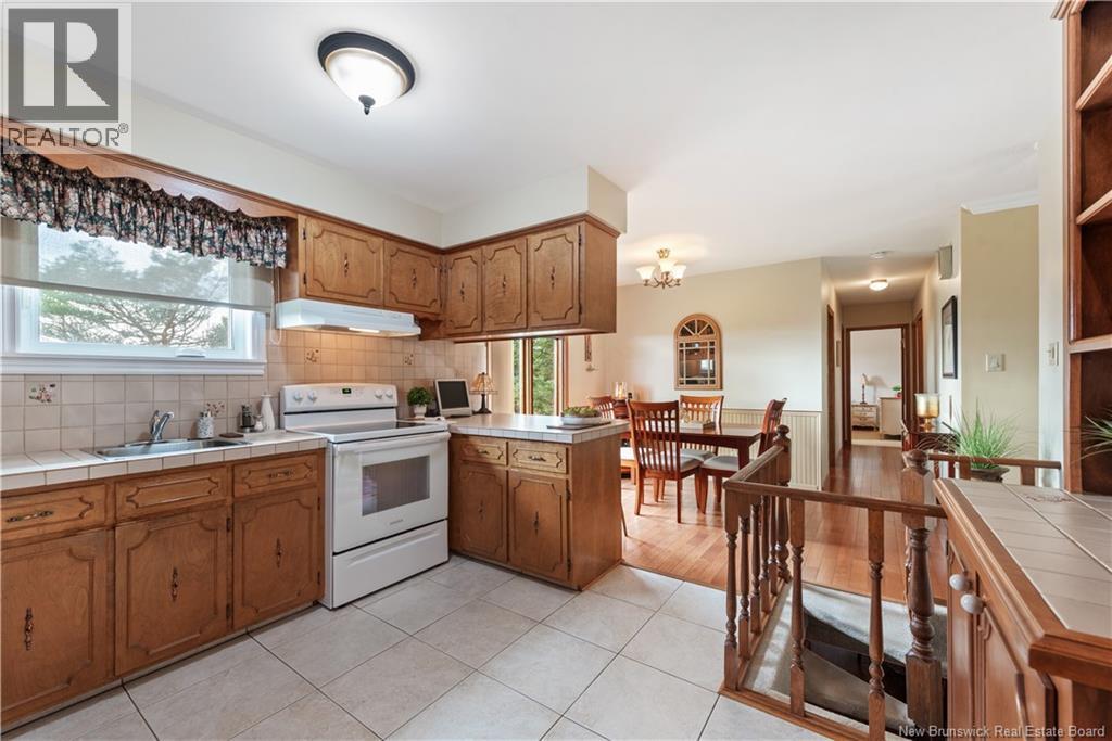 1803 Amirault, Dieppe, New Brunswick  E1A 7J7 - Photo 4 - NB130299