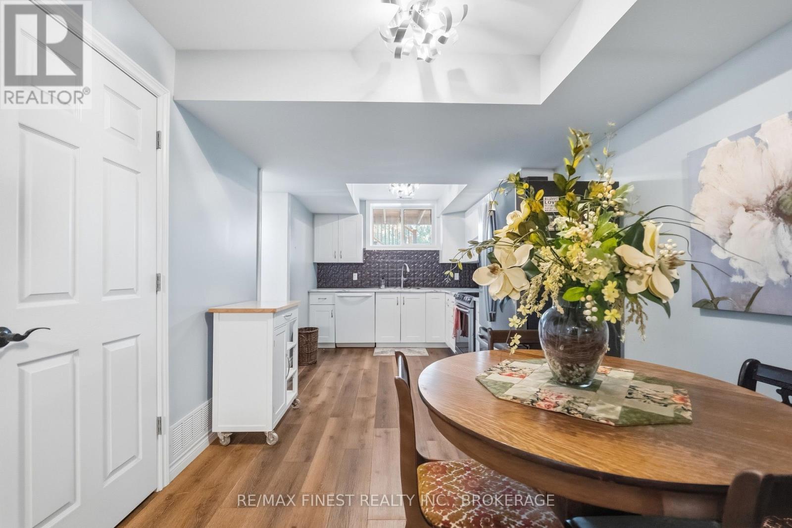 1779 Floyd Avenue, Kingston (City North Of 401), Ontario  K7L 4V4 - Photo 33 - X12899086