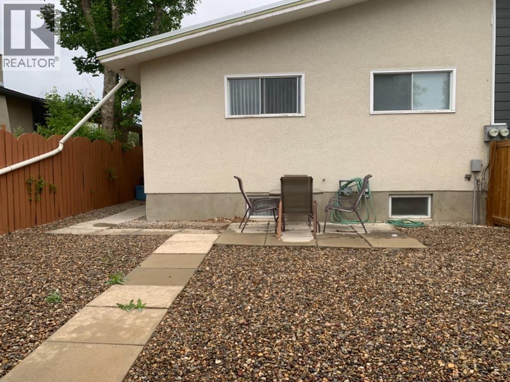 114 Mcgill Boulevard W, Lethbridge, Alberta  T1K 4C4 - Photo 31 - A2288221