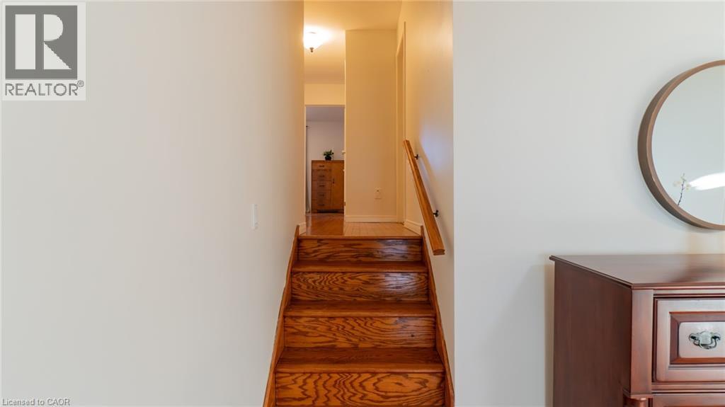 9 Ambrose Avenue, Hamilton, Ontario  L8K 5N8 - Photo 10 - 40810477