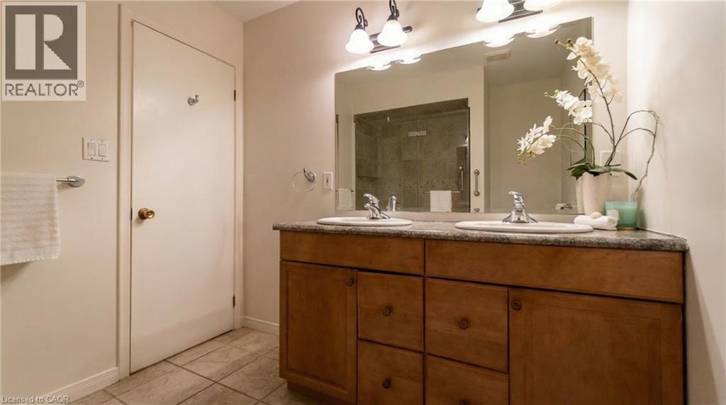 9 Ambrose Avenue, Hamilton, Ontario  L8K 5N8 - Photo 17 - 40810477