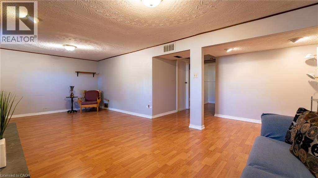 9 Ambrose Avenue, Hamilton, Ontario  L8K 5N8 - Photo 25 - 40810477