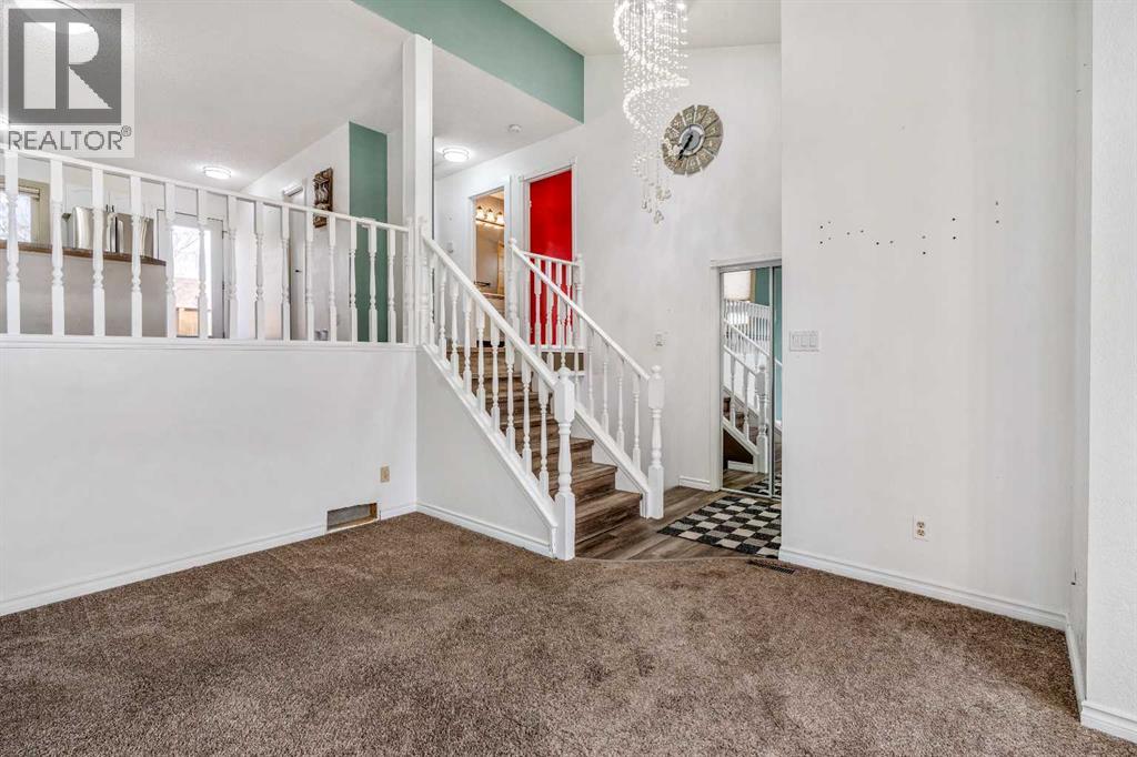 224 Mt Crandell Crescent W, Lethbridge, Alberta T1K 6M8 - Photo 8 - A2292037