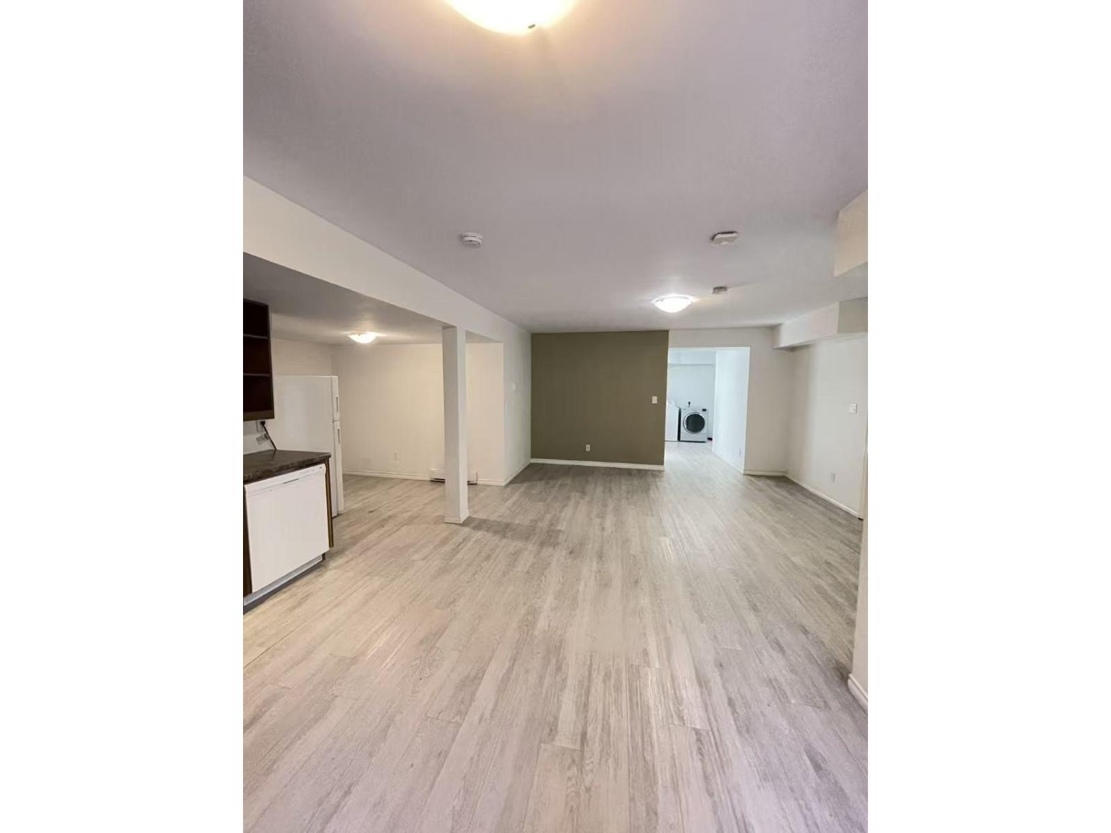 15600 109a, Surrey, British Columbia  V4N 4T6 - Photo 2 - R3087077