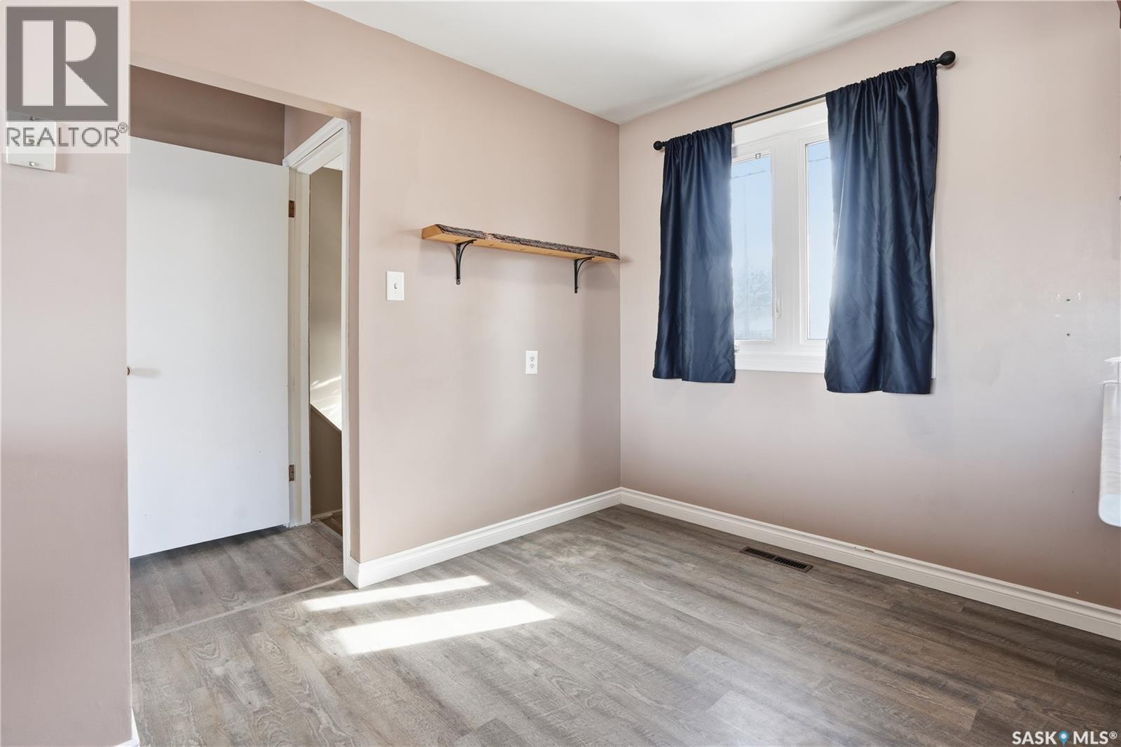 115 Mccaul Crescent, Regina, Saskatchewan  S4R 3X4 - Photo 12 - SK030736