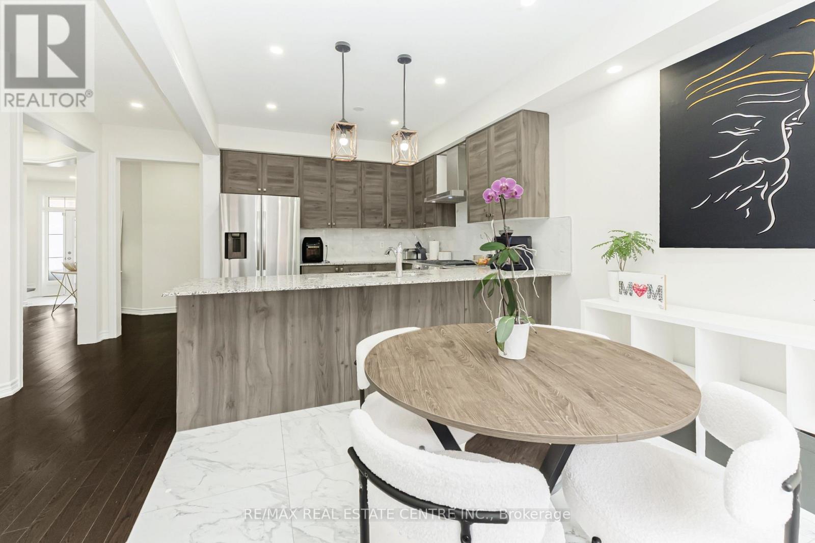 35 Thornvalley Terrace, Caledon, Ontario  L7C 4H9 - Photo 11 - W12899096