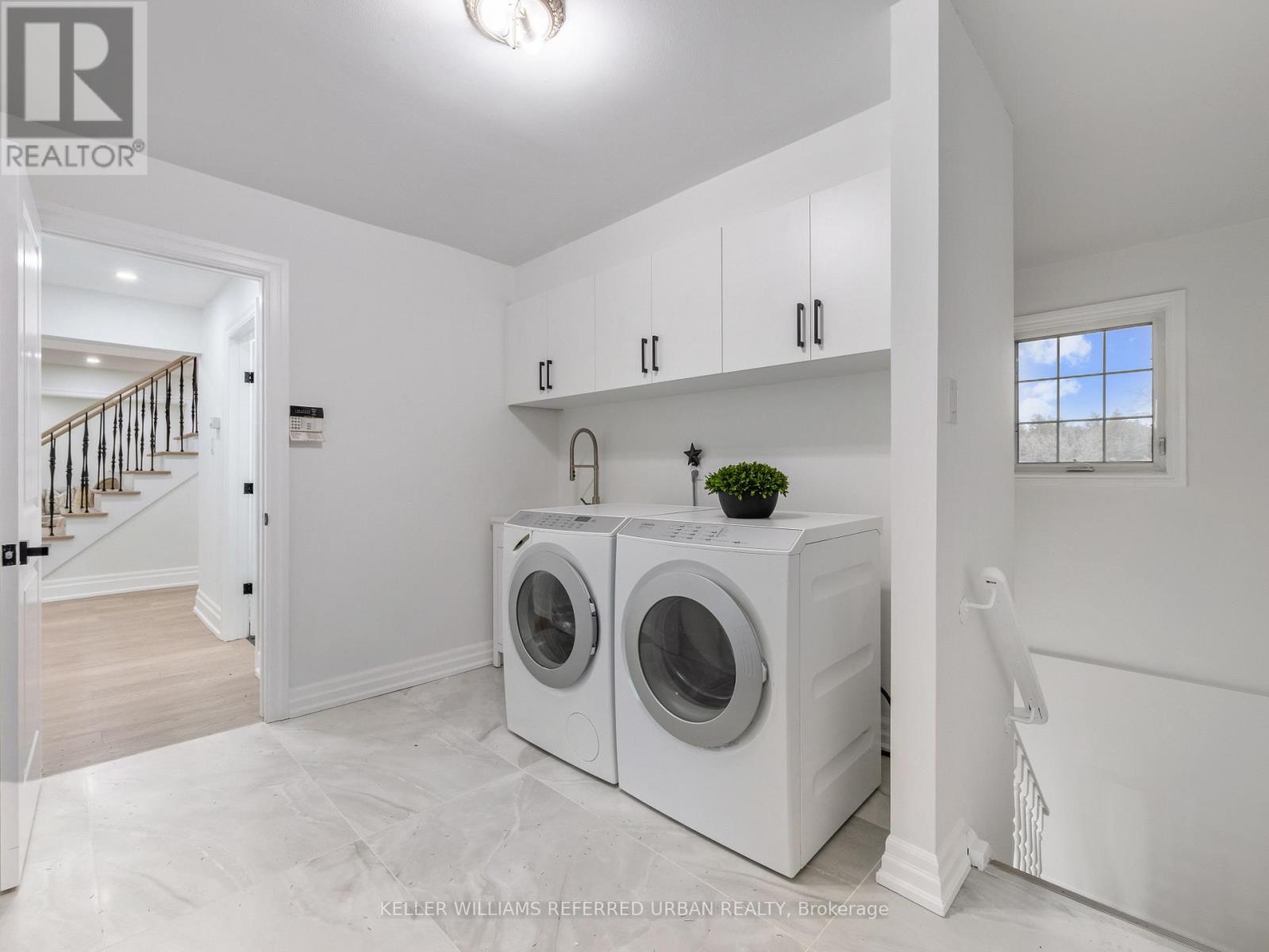 17 Sleepy Hollow Lane, Whitchurch-Stouffville, Ontario  L4A 3G7 - Photo 20 - N12898954