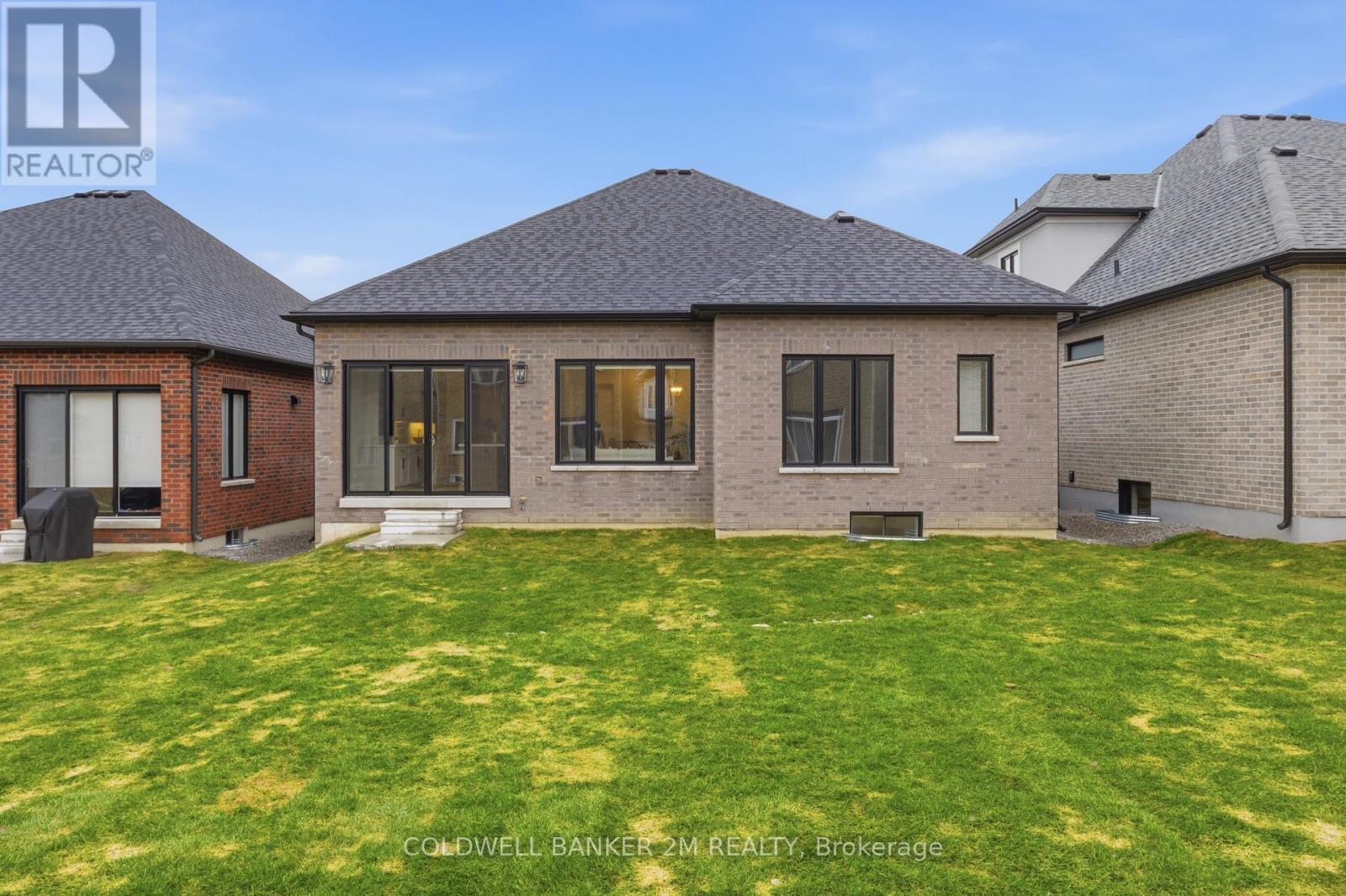 31 Lonetto Street, Whitby, Ontario  L1M 0L7 - Photo 33 - E12827982