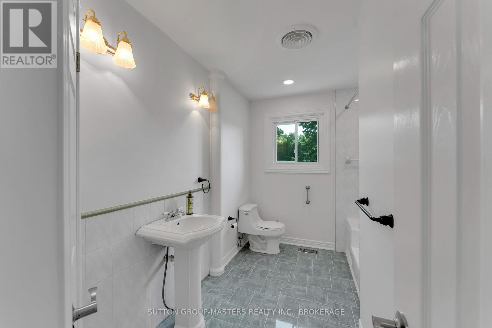 14 Baker Street, Kingston, Ontario  K7K 4Z3 - Photo 20 - X12860434