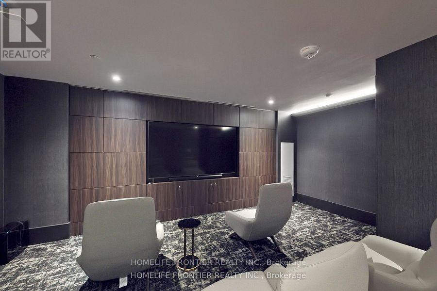 220 - 185 Deerfield Road, Newmarket, Ontario  L2Y 0G7 - Photo 18 - N12899058