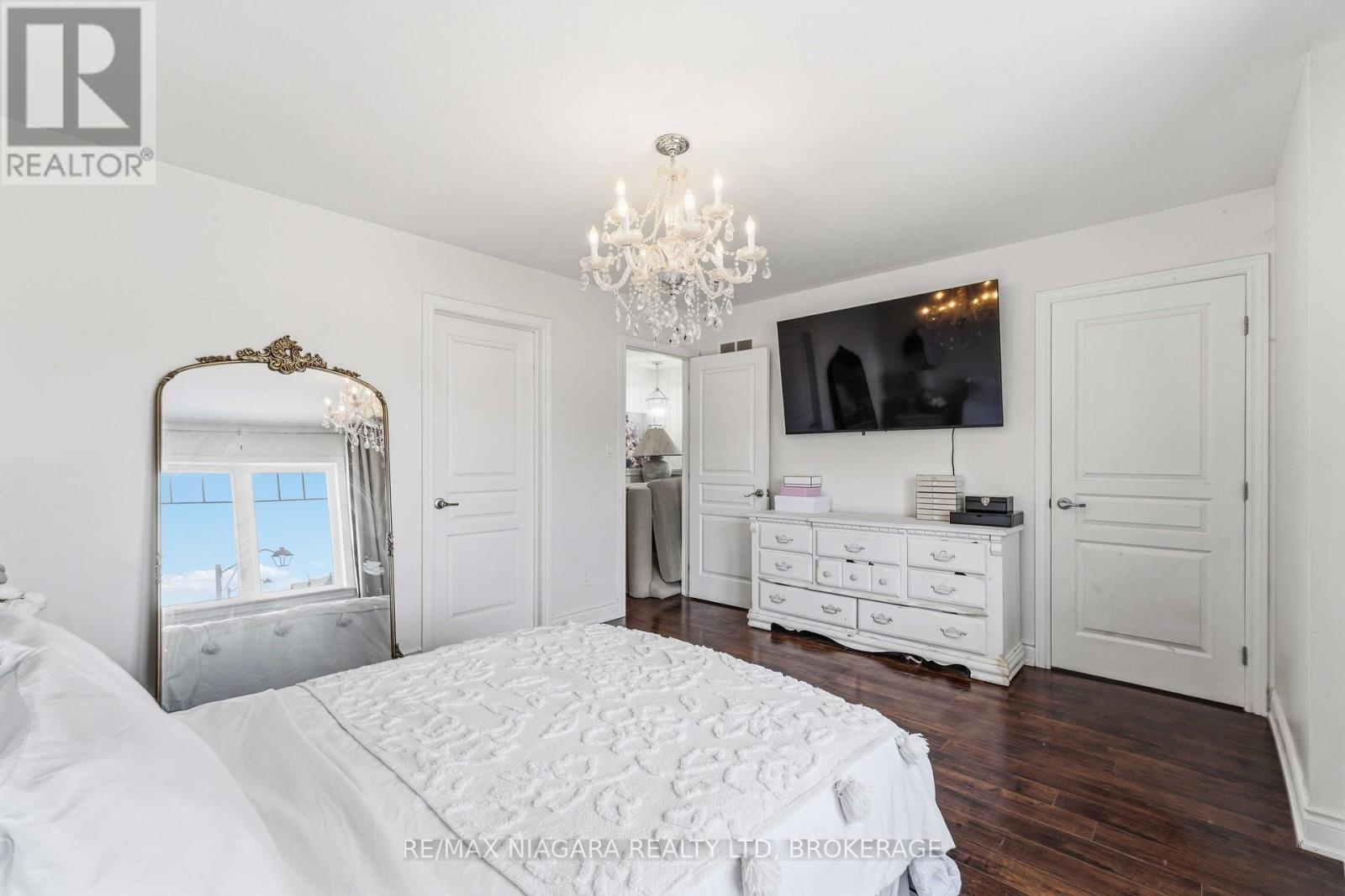 54 Severino Circle, West Lincoln, Ontario  L0R 2A0 - Photo 13 - X12897370