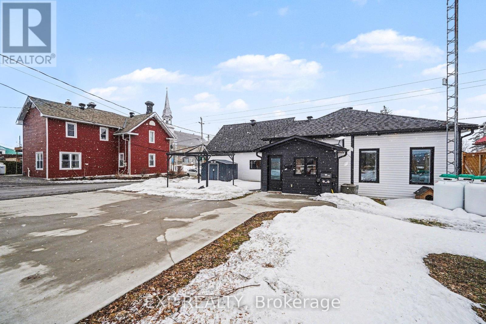 2061 Lajoie Street, Alfred And Plantagenet, Ontario  K0B 1J0 - Photo 35 - X12880794