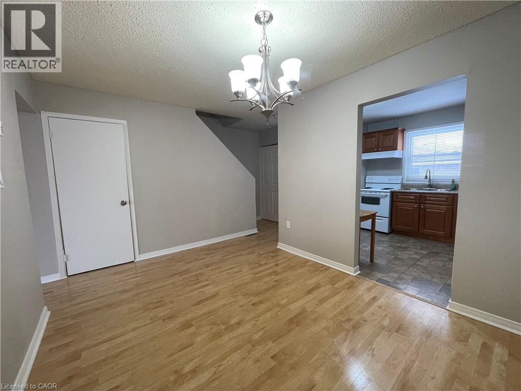 10 Angus Road Unit# 3, Hamilton, Ontario  L8K 6K3 - Photo 4 - 40813455