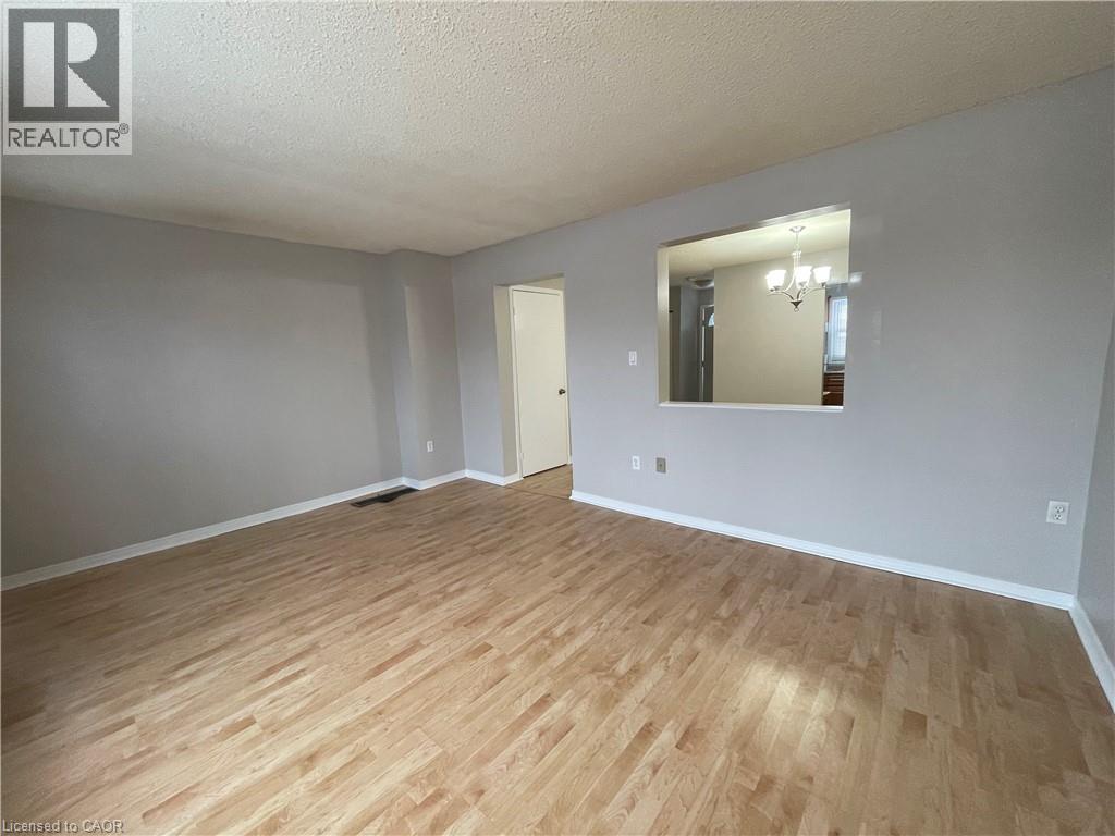 10 Angus Road Unit# 3, Hamilton, Ontario  L8K 6K3 - Photo 8 - 40813455