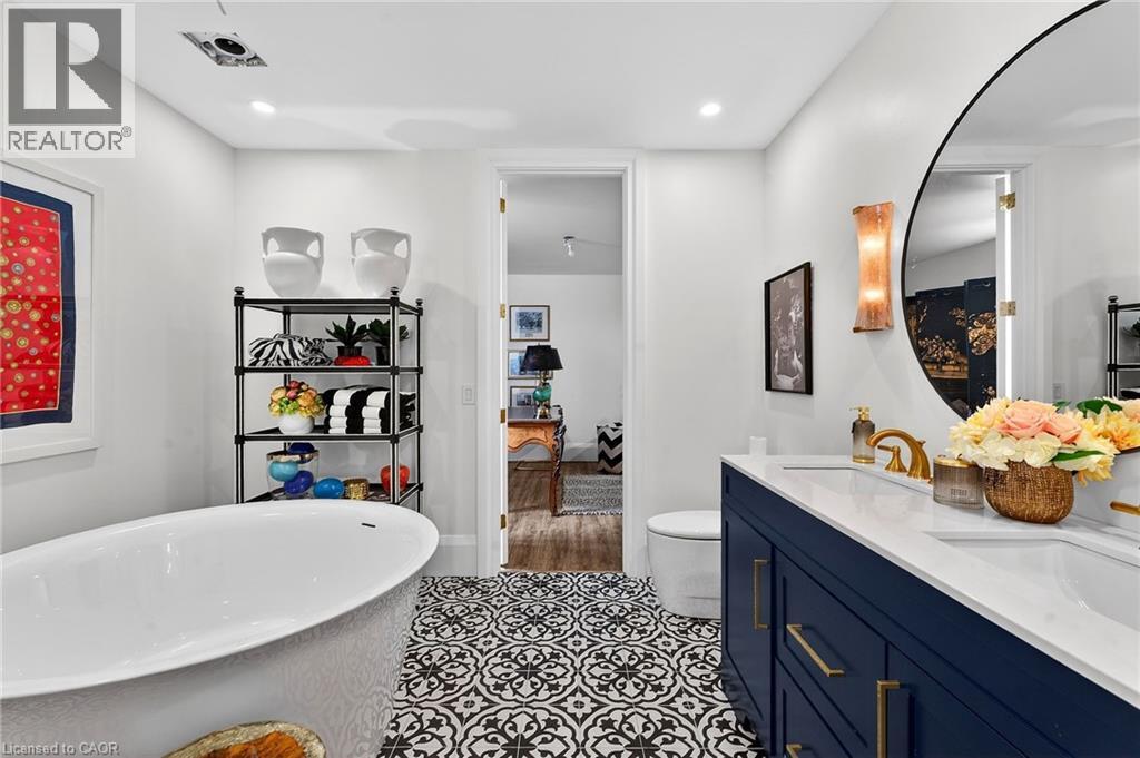 711 Beach Boulevard, Hamilton, Ontario  L8H 6Y5 - Photo 36 - 40812620