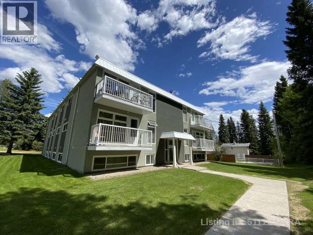 8, 414 41 Street, Edson, Alberta  T7E 1A1 - Photo 3 - A2260263
