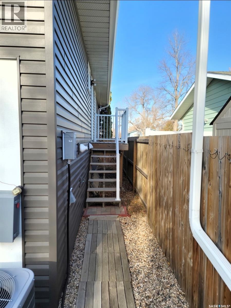 6715 1st Avenue N, Regina, Saskatchewan  S4X 1C7 - Photo 38 - SK030796