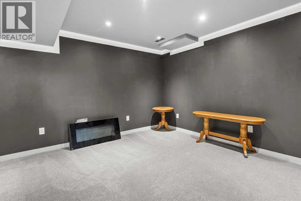 1399 Berkley Drive Nw, Calgary, Alberta  T3K 1T5 - Photo 28 - A2284801