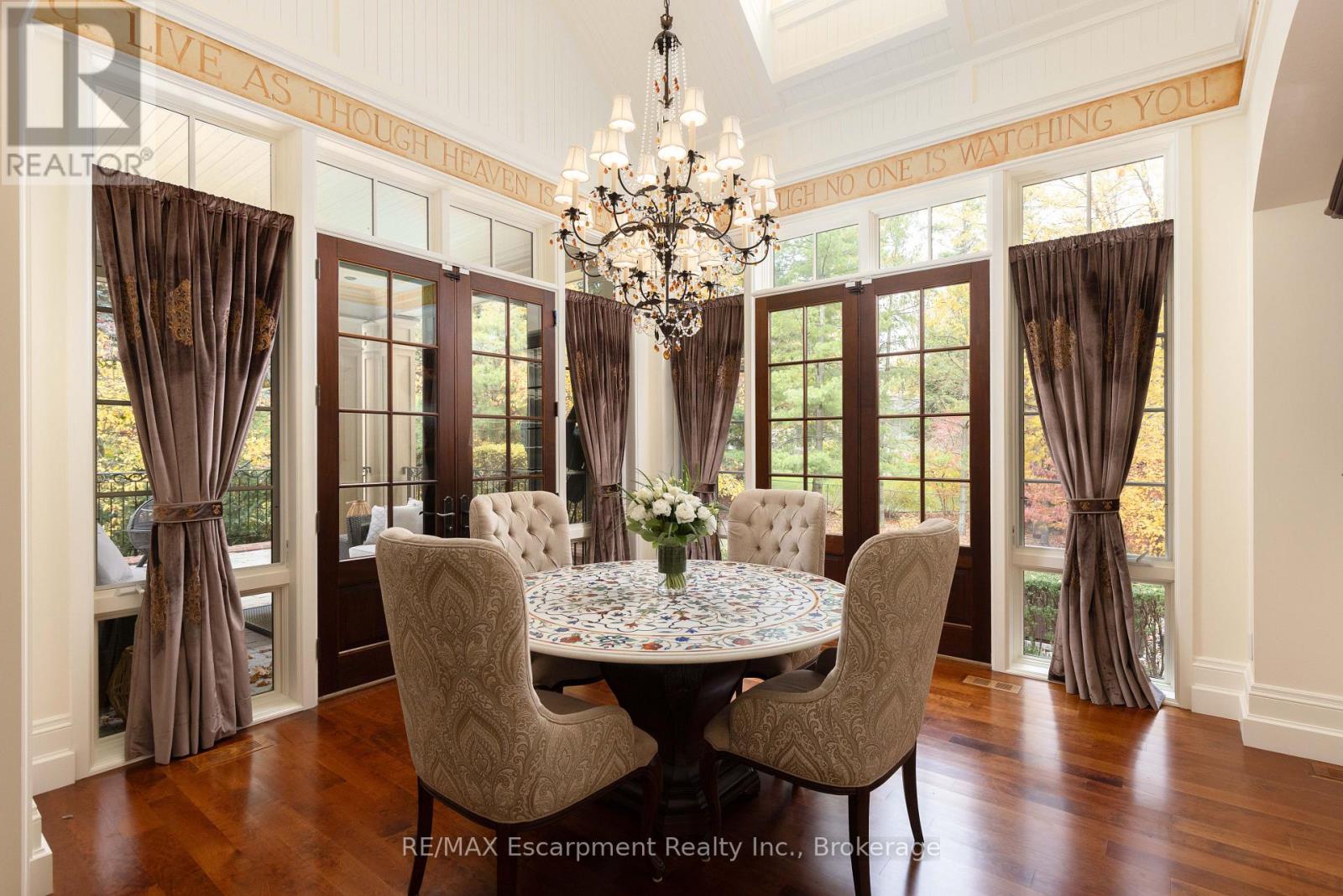 1081 Argyle Drive, Oakville, Ontario  L6J 1A9 - Photo 17 - W12524606