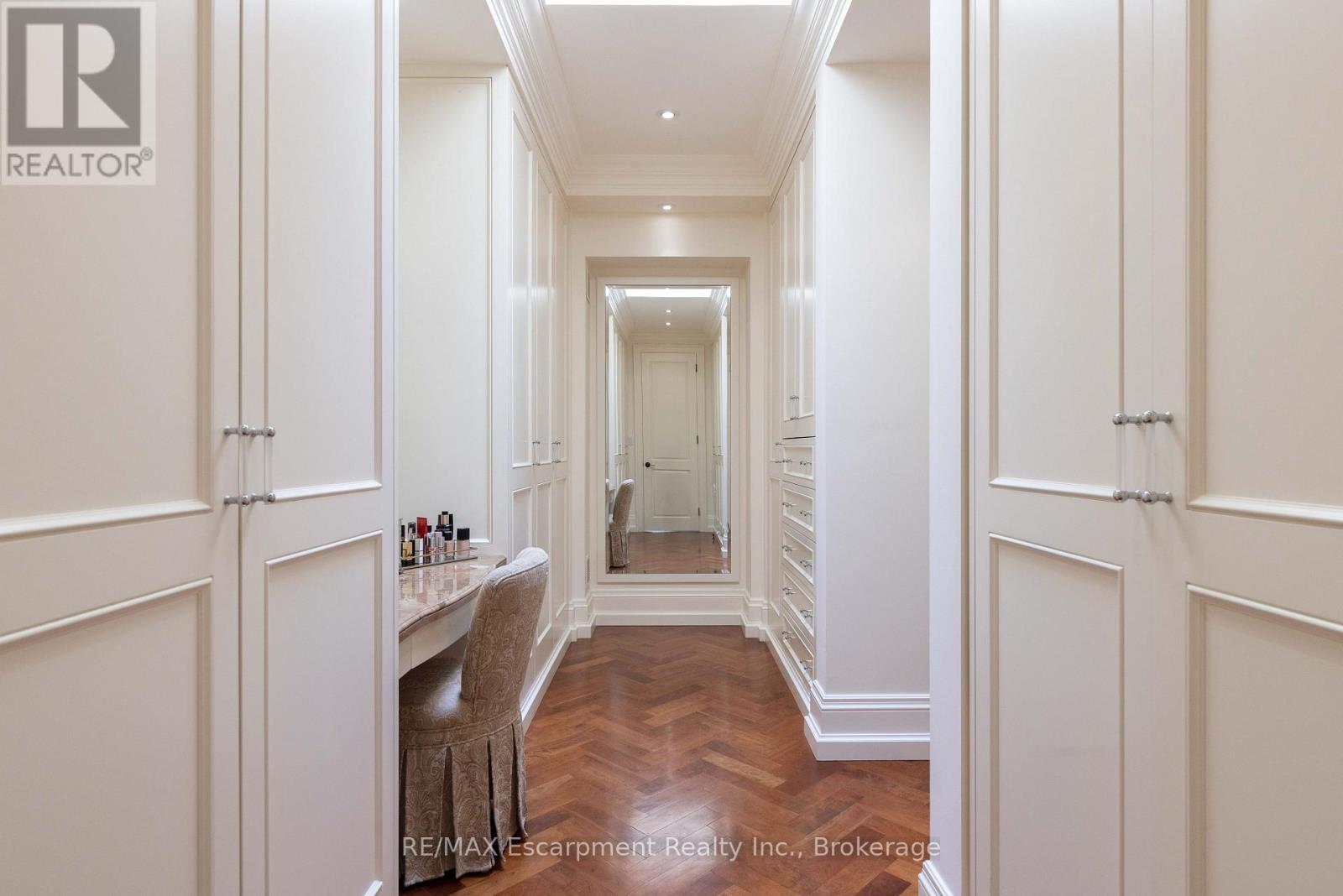 1081 Argyle Drive, Oakville, Ontario  L6J 1A9 - Photo 31 - W12524606