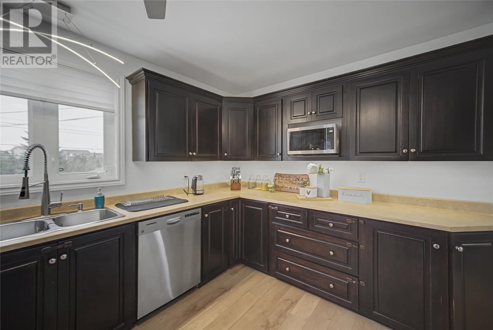 93 Milton Road, Paradise, Newfoundland & Labrador  A1L 2M6 - Photo 11 - 1295343