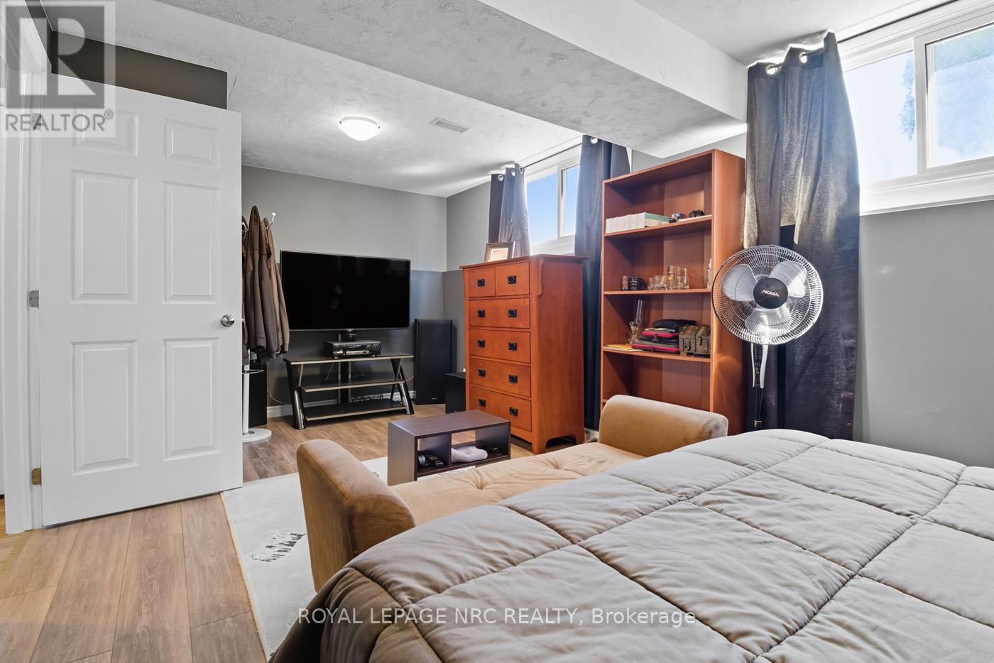 117 Bartlett Street, Thorold, Ontario  L2V 4Y5 - Photo 22 - X12899328