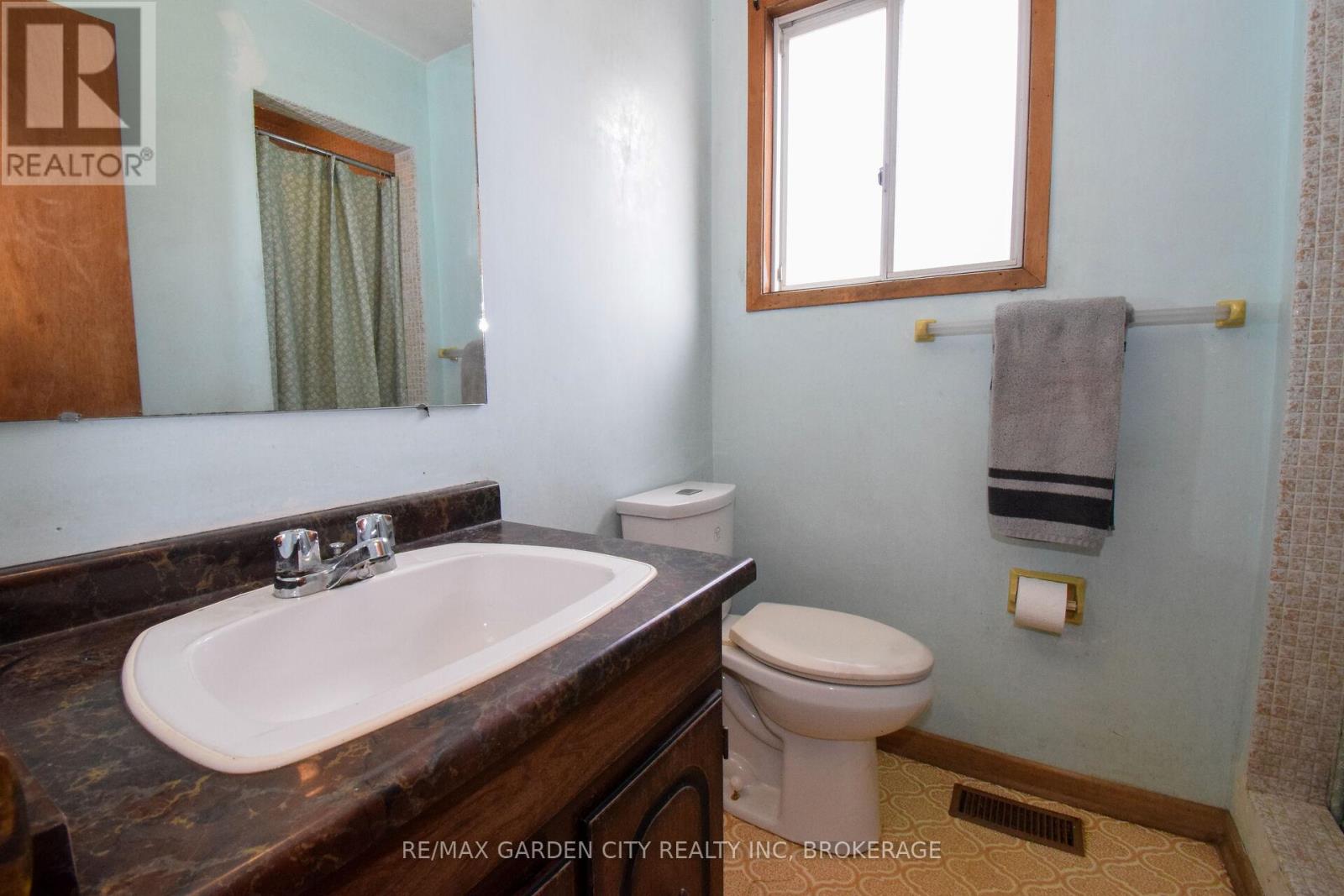 9735 Carl Road, Niagara Falls, Ontario  L0S 1K0 - Photo 30 - X12899368