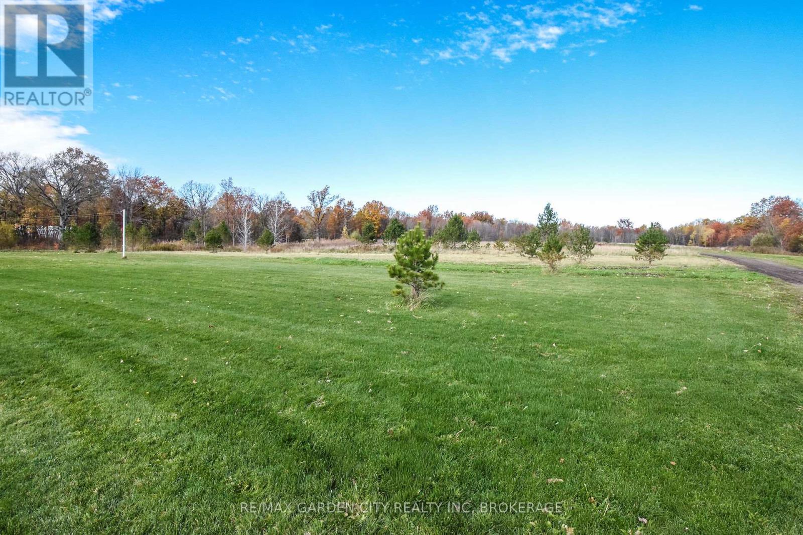 9735 Carl Road, Niagara Falls, Ontario  L0S 1K0 - Photo 36 - X12899368